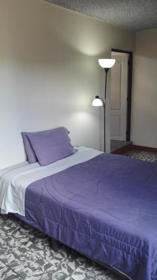 Hotel Chalet ชิชิคัสเตนังโก ภายนอก รูปภาพ